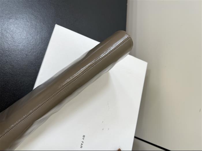 20251128174332421 480